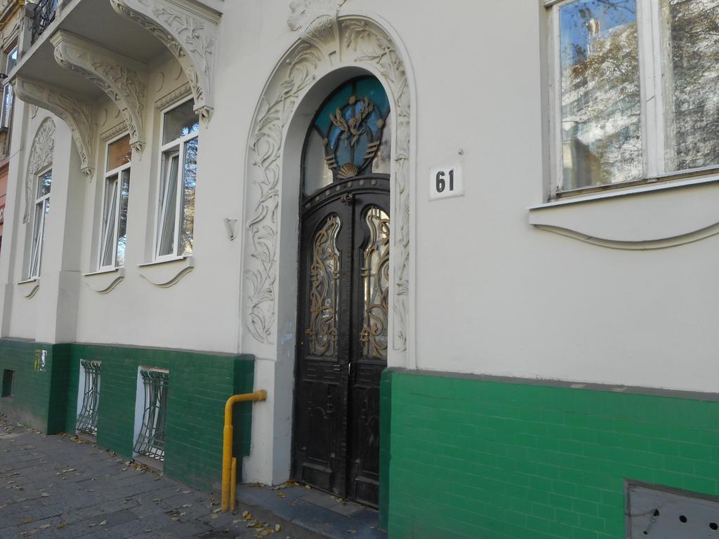 Hostel Q Lviv Buitenkant foto