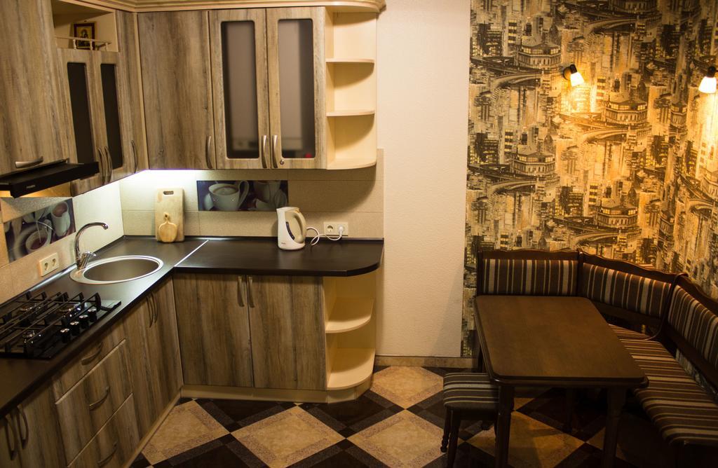 Hostel Q Lviv Buitenkant foto